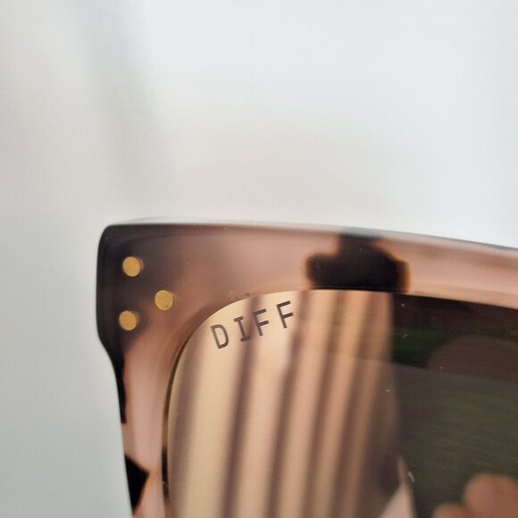 DIFF Eyewear SICILY Mirror Tortoise Sunglasses  X Jesse James Decker main image 4
